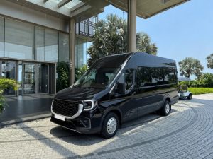 Tiện nghi trên xe limousine 9 chỗ đưa đón sân bay TPHCM